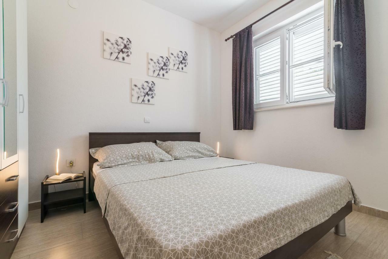 Apartmani Jelic Vinjerac Exterior photo